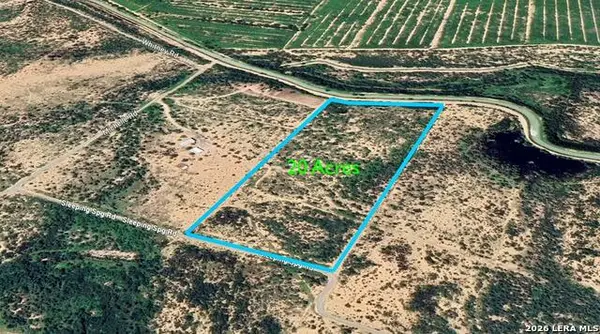 1912 Sleeping Spring, Eagle Pass, TX 78852