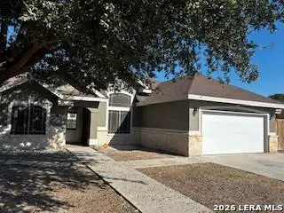 135 Alazan Dr, Eagle Pass, TX 78852 - #1