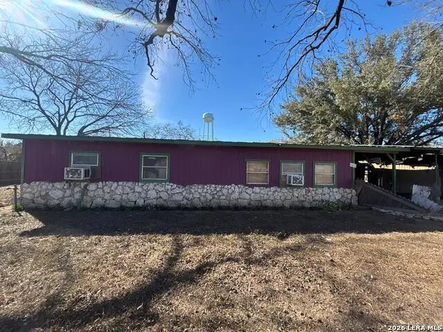 663 Second St, Quemado, TX 78852 - #1