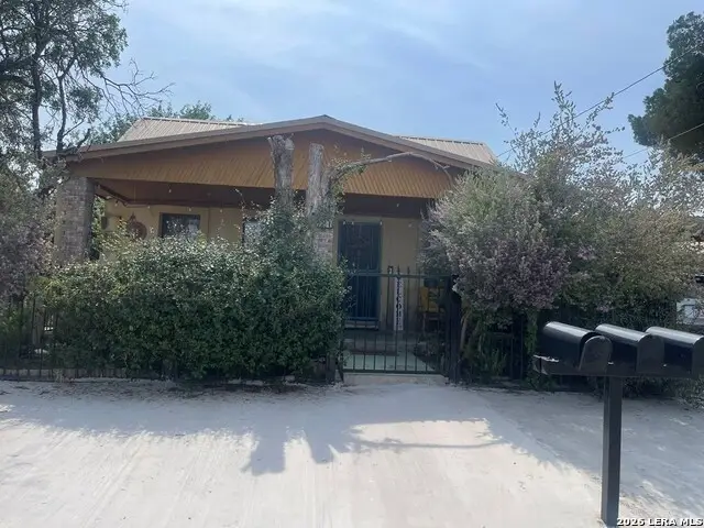 927 Colorado, Eagle Pass, TX 78852 - #2