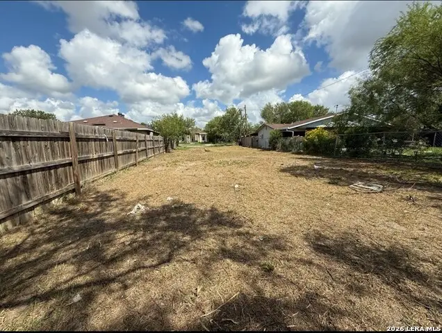 1352 Siesta Drive, Eagle Pass, TX 78852 - #2