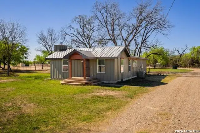 17301 N Us Hwy 277, Quemado, TX 78877 - #1