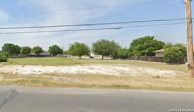 201 W Cantu Rd., Del Rio, TX 78840 - #2