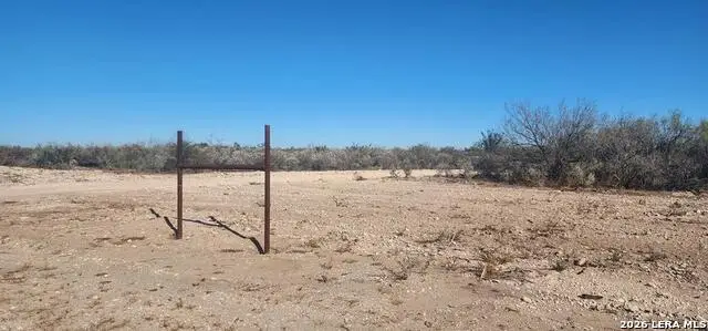 638 Sunshine Valley Rd., Eagle Pass, TX 78852 - #2