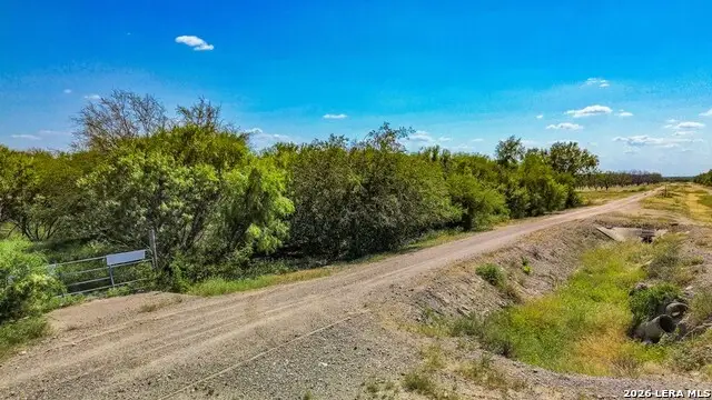 1022 Silver Bridge Rd, Quemado, TX 78877 - #3