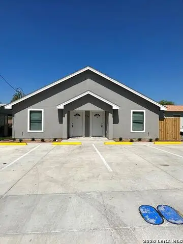 839 Trinity St., Eagle Pass, TX 78852