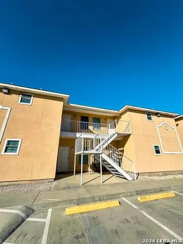 391 Riverside Dr, Eagle Pass, TX 78852