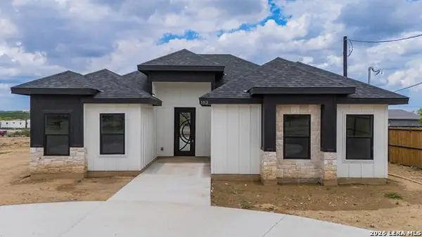 183 Pleasant Drive, Eagle Pass, TX 78852