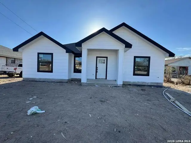 457 La Paloma Drive, Eagle Pass, TX 78853 - #1