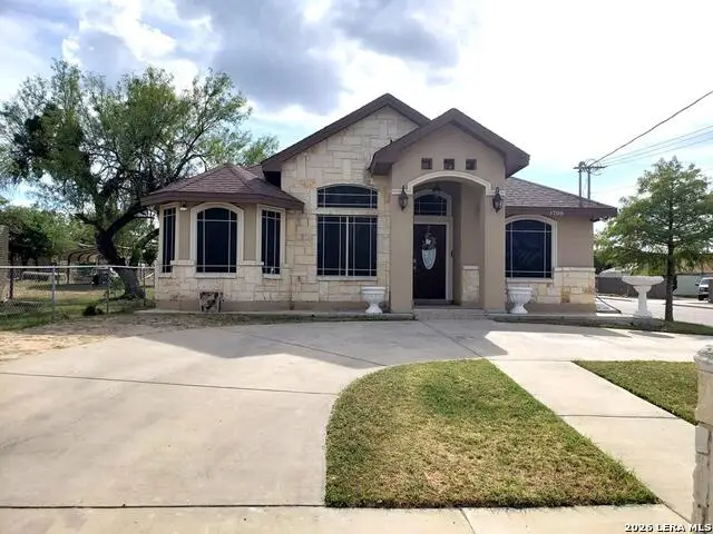 1708 Taft St., Eagle Pass, TX 78852 - #1