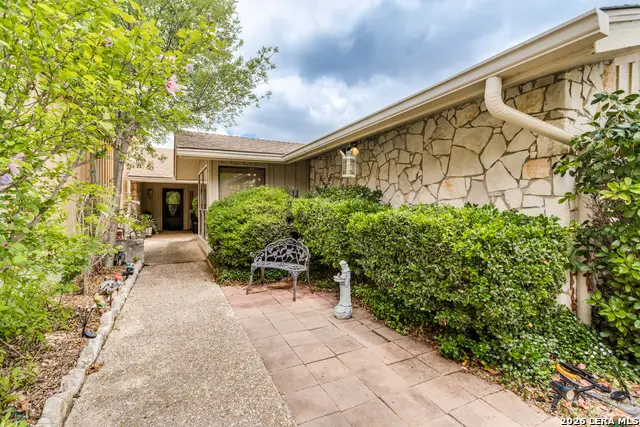 510 Fairway Dr, Kerrville, TX 78028 - #2