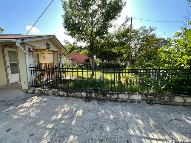 330 Bradley St, San Antonio, TX 78211 - #3