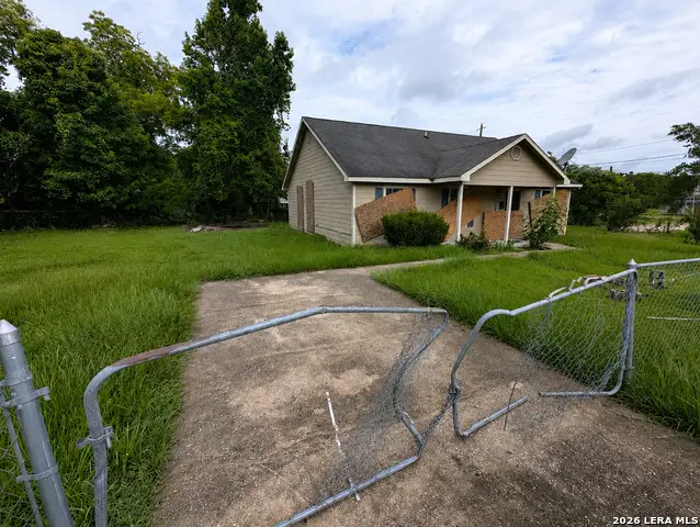 480 Fletcher St, Beaumont, TX 77703 - #3