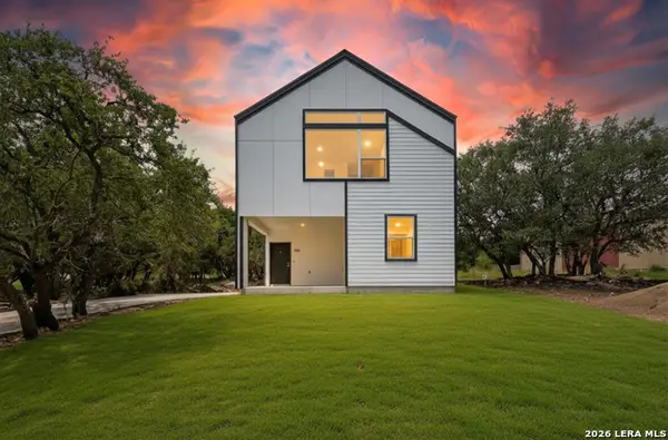 165 Slocum Drive, Canyon Lake, TX 78133