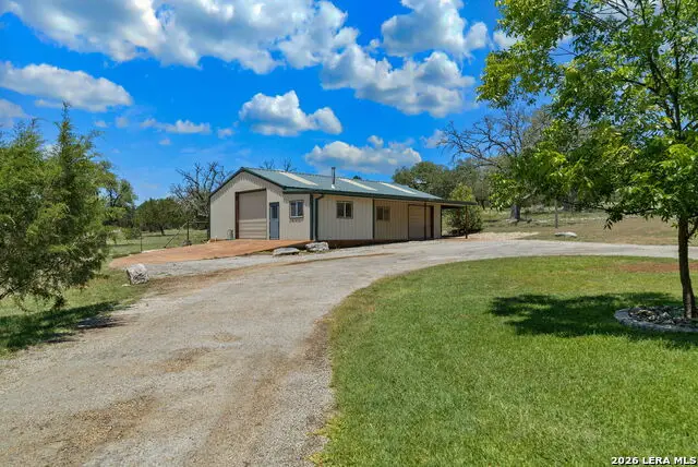 722 W Lacey Oaks Parkway, Kerrville, TX 78028 - #3
