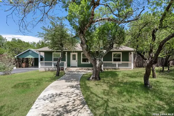 1737 Scenic View, Canyon Lake, TX 78133