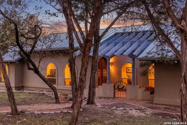108 Brushy Drive, Ingram, TX 78025
