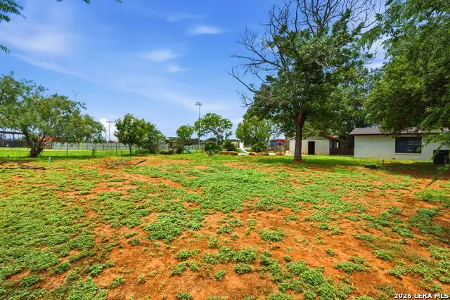 208 S State Highway 16, Jourdanton, TX 78026 - #3