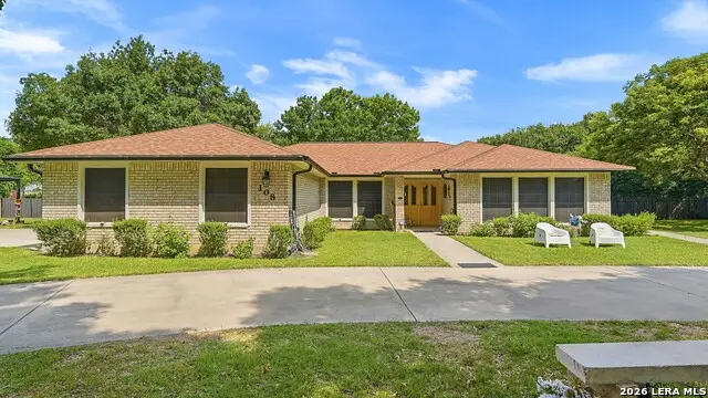 108 Woodlake Dr, McQueeney, TX 78123 - #1