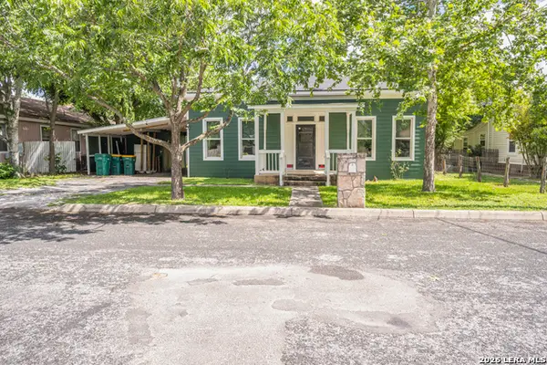 114 Short St, Boerne, TX 78006