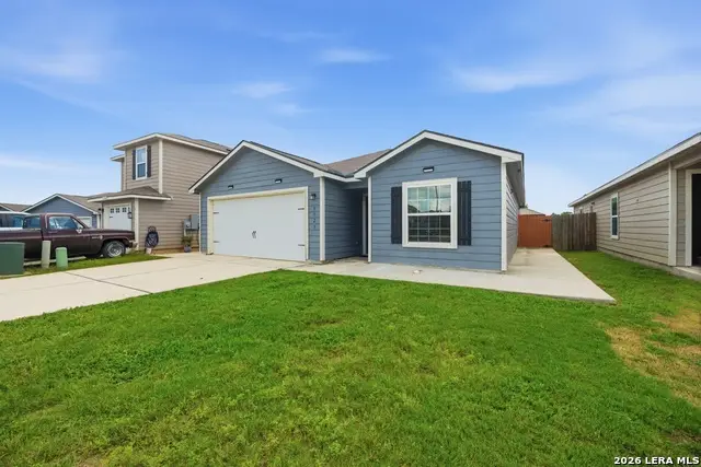3323 Begonia Bnd, San Antonio, TX 78222 - #2