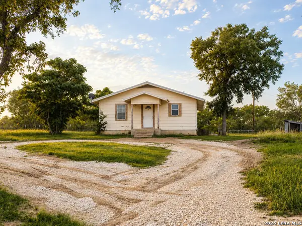 512 Southwind Loop, Seguin, TX 78155