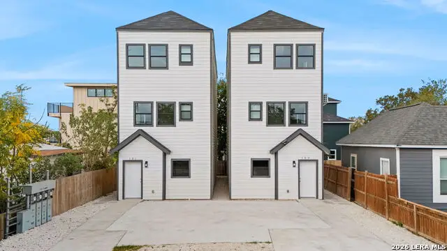 627 S Olive St, San Antonio, TX 78203 - #1