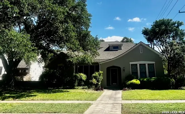 134 W Agarita Ave, San Antonio, TX 78212 - #2