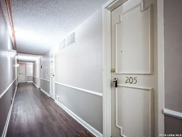 7039 San Pedro Ave #205, San Antonio, TX 78216 - #2