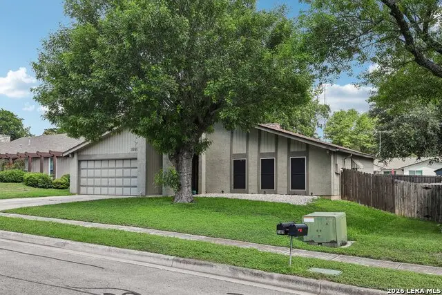 7409 Oak Marsh St, Live Oak, TX 78233 - #2