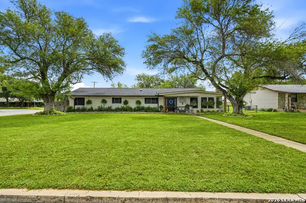 910 Oakridge, Pleasanton, TX 78064