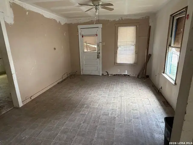 1805 Perez St, San Antonio, TX 78207 - #2
