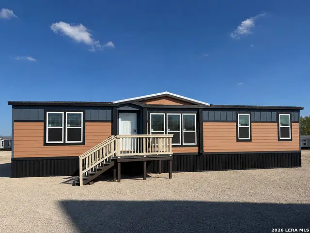 200 Lolita Dr, Lytle, TX 78052 - #1