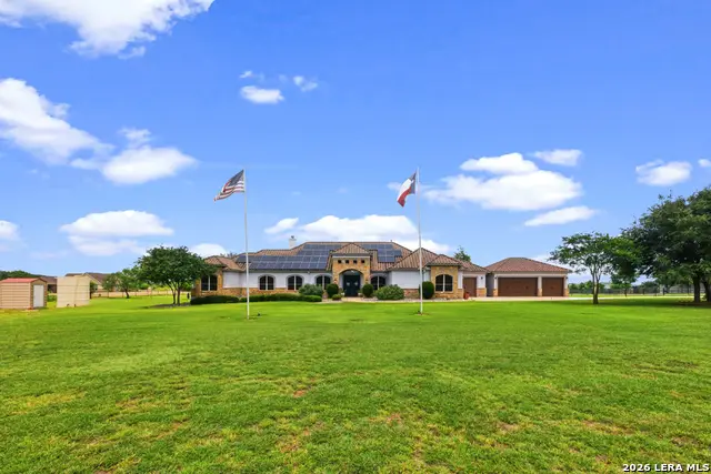 2101 Oak Valley Dr, New Braunfels, TX 78132 - #1