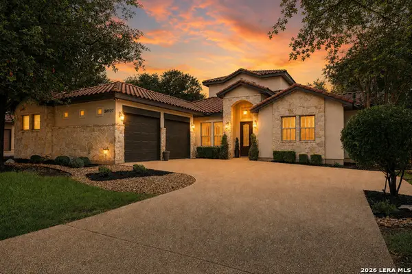 24927 Estancia Cir, San Antonio, TX 78260