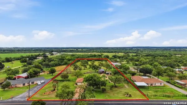7970 Knowlton Rd, San Antonio, TX 78263