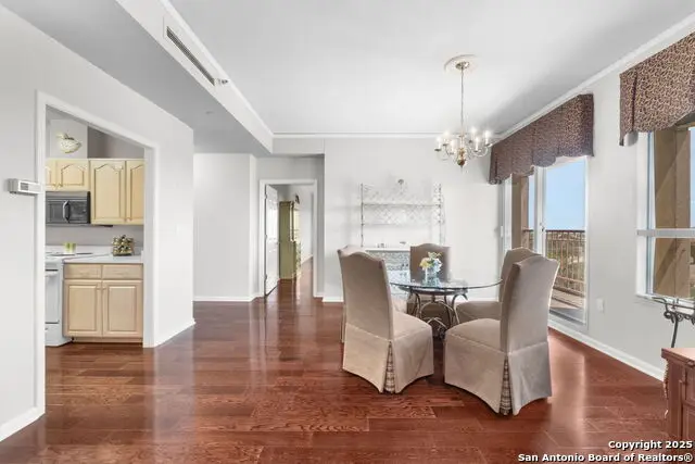 1 Towers Park Ln #711, San Antonio, TX 78209 - #2