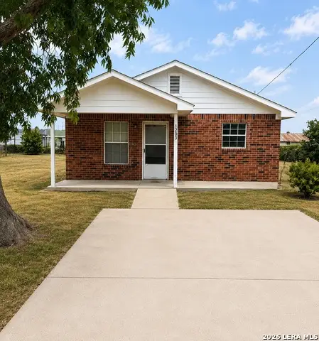 1203 W. Houston St., Carrizo Springs, TX 78834 - #1