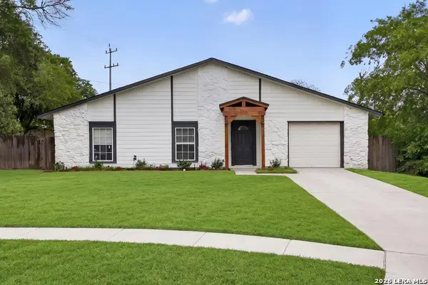 12209 Lucky Oaks St, Live Oak, TX 78233