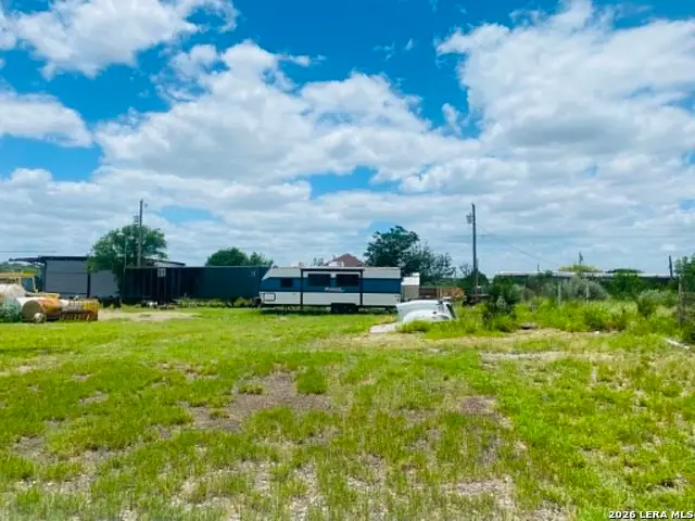 4146 Spike Hill Dr, Eagle Pass, TX 78852 - #1