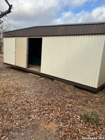 2912 Brown Ave, Jourdanton, TX 78026 - #3