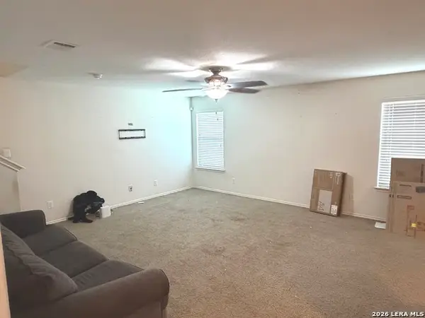 11323 Camp Creek Trl, San Antonio, TX 78245