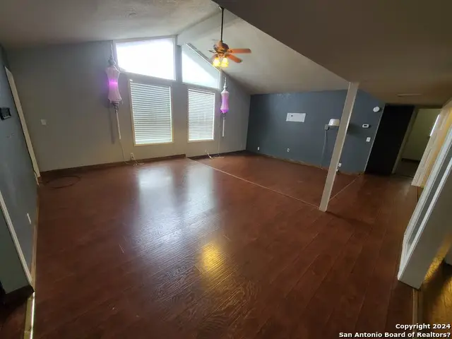 5295 Round Table Dr, San Antonio, TX 78218 - #3