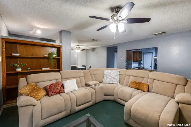 11335 Tabletop Ln, San Antonio, TX 78245 - #2