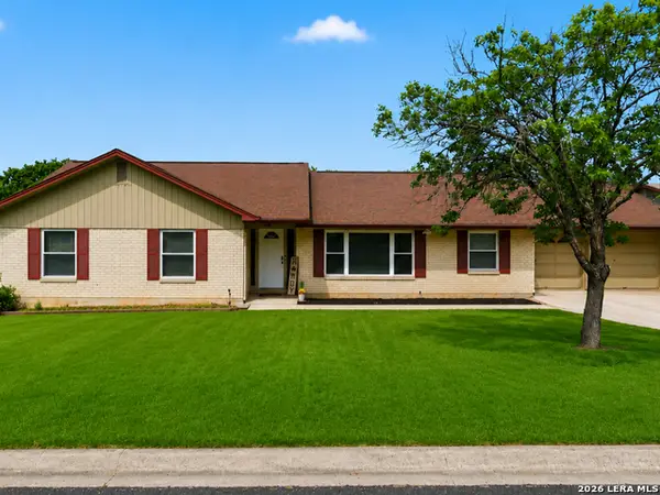 210 Poco Vista Dr, Kerrville, TX 78028