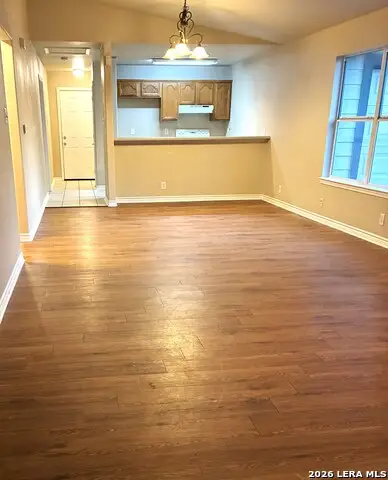 526 Pharis St, San Antonio, TX 78237 - #3