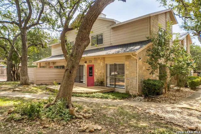 829 W Bitters Rd #APT 501, San Antonio, TX 78216 - #2