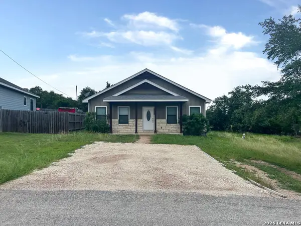 1491 Live Oak Dr, Spring Branch, TX 78070