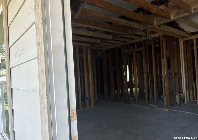 2618 Lombrano St, San Antonio, TX 78228 - #3