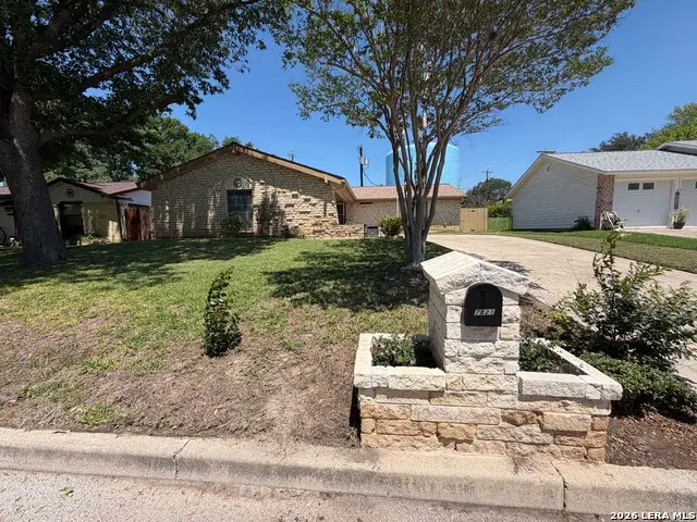 7821 Village Oak Dr, Live Oak, TX 78233 - #2